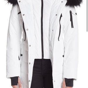 THE NORTH FACE White Puffer Coat